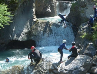  Canyoning vicino al villaggio di Loubet 